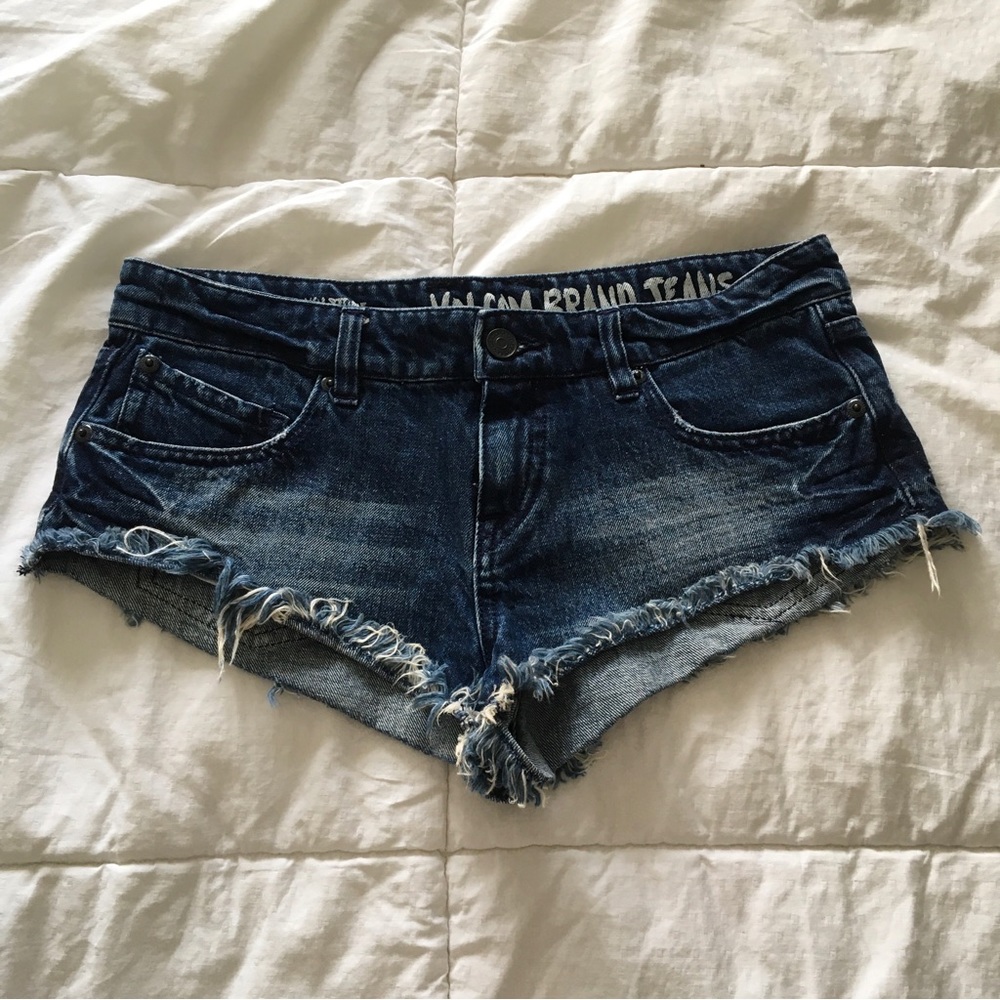 Volcom Jeans Micro Shorts - Size 3 / 26